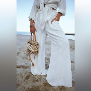 Timeless & classy essential button down & wide leg pants. Worn for 1 hour only.